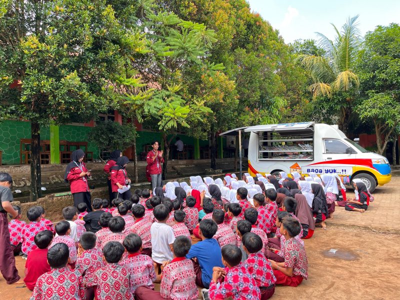 Perpustakaan Keliling.