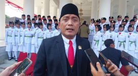Ketua DPRD Kabupaten Serang, Bahrul Ulum memberikan peringatan kepada calon Sekda terpilih. (Dok)
