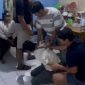 Penyidik Polres Serang saat Meringkus Dua Begal Motor di Cikande, Kabupaten Serang. (Dokumentasi)