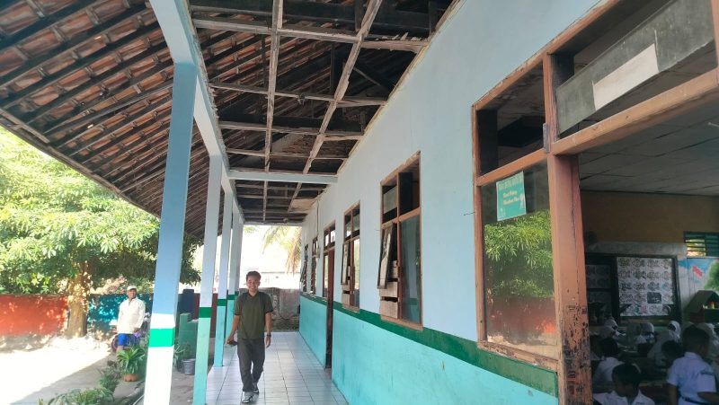 Tampak SDN 1 Penggalang yang rusak berat. (Foto: Ipung).