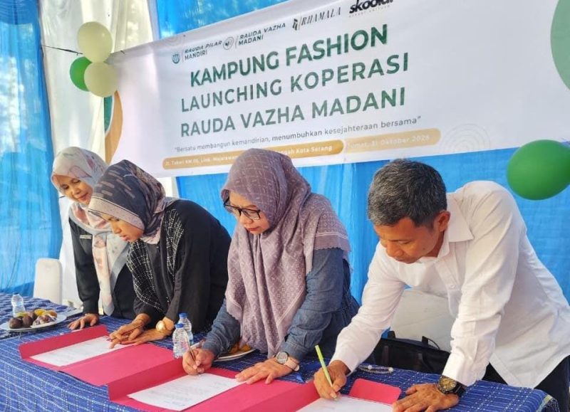 Penandatanganan MoU saat peluncuran Kampung Fashion Rhamala (Dok)