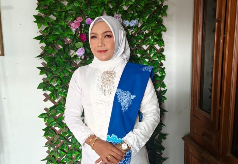 Camat Pamarayan  Siti Komariah