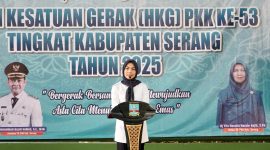 Bupati Serang Ratu Rachmatuzakiyah saat sambutan dalam acara Hari Kesatuan Gerak PPK ke-53. (Dok)