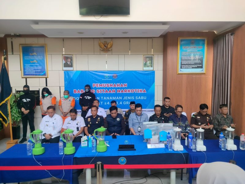 Badan Narkotika Nasional Provinsi Banten Musnahkan Barang Bukti Narkotika Hasil Penyidikan Pelaku
