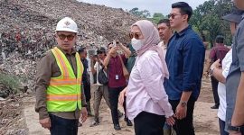 Kementerian Lingkungan Hidup (KLH)/Badan Pengendalian Lingkungan Hidup (BPLH) tengah mengevaluasi pemenuhan sanksi administratif terkait pengelolaan Tempat Pembuangan Akhir (TPA) Cipeucang, Tangerang Selatan.