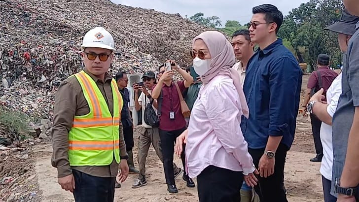 Kementerian Lingkungan Hidup (KLH)/Badan Pengendalian Lingkungan Hidup (BPLH) tengah mengevaluasi pemenuhan sanksi administratif terkait pengelolaan Tempat Pembuangan Akhir (TPA) Cipeucang, Tangerang Selatan.