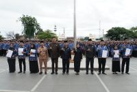 Bupati Serang Ratu Rachmatizakiyah  Lantik Pegawai Pemerintah Dan Perjanjian Kerja (PPPK) Paruh Waktu, Kabupaten Serang di Alun alun Keramat Watu.