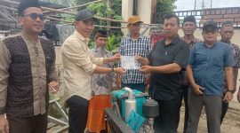 DPRD Provinsi Banten Salurkan Satu Unit Traktor kepada Kelompok Tani Mucekil 7 Desa Bojong Pandan, Kecamatan Tunjung Teja.
