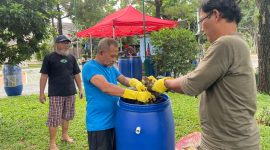 Warga Ciputat Buat Puluhan Komposter Organik di 3 RW Dalam menangani Masalah Sampah