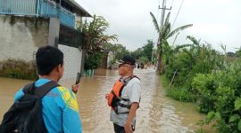 Sejumlah Kampung di Kecamatan Pamarayan, Kabupaten Serang, terendam banjir. (Foto. Saepul Arifin/Total Banten)