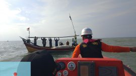 Nelayan Terjatuh Saat Beraktivitas di Laut, Basarnas Banten Segera Lakukan Pencarian.
