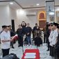 Walikota Serang, Budi Rustandi, Mebacakan Sumpah dan Janji dalam pelantikan Satgas Serang Mengaji, Jumat, 6 Februari 2026, (Doc: Dir/Totalbanten)