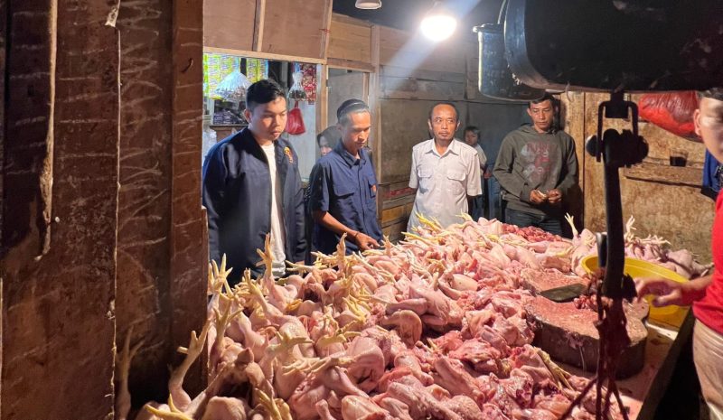 Polres Pandeglang saat inspeksi mendadak harga bahan pokok. (Istimewa)