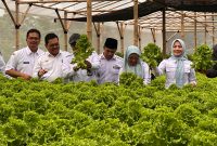 Bupati Serang Raturachmatuzakiyah Dorong Pengembangan Potensi Unggulan Daerah, BUMDES Desa Ci Bojong Jadi Acuan