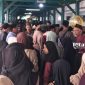 Suasana penziarah di kawasan Banten Lama, Kecamatan Kasemen, Kota Serang, Minggu 15 Februari 2026. (Foto : Total Banten)