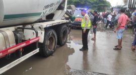 Warga Tanggerang Mendesak Pemerintah Daerah Segera Melakukan Perbaikan Jalan Rusak di Pasar Kemis, Menyebabkan Empat Nyawa Hilang dalam 13 Hari.