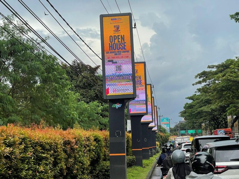 Tiang reklame di Tangsel, (Doc)