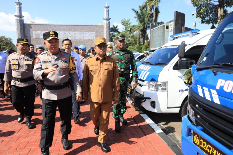 Kapolda Banten, Irjen Pol Hengky Kurniawan saat Meninjau Kesiapan Operasi Ketupat. (Dok)