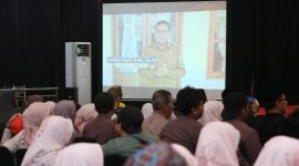 Gubernur Banten, Andra Soni saat membuka halal bihalal