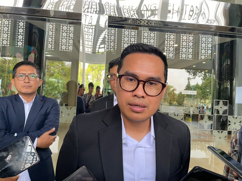 Wakil Wali Kota Tangerang Selatan, Pilar Saga Ichsan saat Memberikan Keterangan Pers. (Dok)