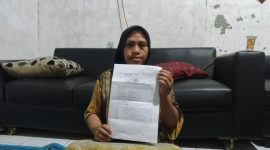 Keluarga Korban menunjukan Hasil Lapoan, Dok (Ist/Totalbanten.com).