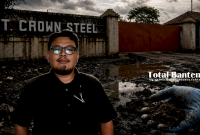 Pengkampanye Perkotaan Berkeadilan dan Kebijakan Tata Ruang Eknas Walhi Wahyu Eka Setyawan mengkritik penerapan DPA dalam kasus pencemaran lingkungan PT Crown Steel. (Dok)