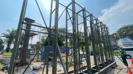 Reklame Permanen di Jalan Letnan Sutopo Tangerang Selatan. (Dok)