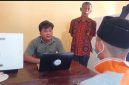 SH (40) sedang menjalani pemeriksaan atas kasus dugaan pencabulan di Polres Pandeglang. (Dok)