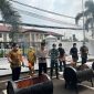 Kepala Kejari bersama Jajaran Polres Pandeglang dan TNI dalam kegiatan pemusnahan 62 barang bukti yang telah inkrah