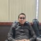 Ketua Bapemperda DPRD Kabupaten Serang, Argandi saat memberikan keterangan pers. (Dok. Tota Banten)