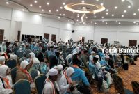 Jemaah Haji Asal Kabupaten Serang saat di Gedung El Hajj, Cipondoh, Tangerang. (Dok. Total Banten)