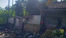 Rumah Warga Mekarjaya, Kabupaten Pandeglang yang terbakar belum mendapat penanganan dari Pemkab Pandeglang. (Dok).