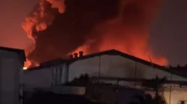 Kebakaran pabrik sandal PT Murni Karetindo Lestari, Kota Tangerang. (Dok)