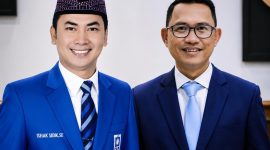 Ketua Fraksi PAN DPRD Banten, Ishak Sidik (Kiri), Ketua Fraksi Gerindra DPRD Kabupaten Serang, A Muhibin (Kanan)