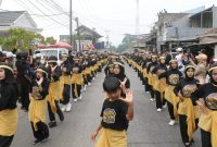 Ribuan kalangan Remaja tampilkan Tari Silat Kolosal di Pestival Ciomas Ngabring 2026, Dok : (Totalbanten.com)