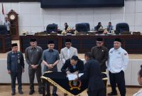 DPRD Provinsi Banten Tandatangan Pengesahan LPJ APBD 2025, Dok: (Totalbanten.com)