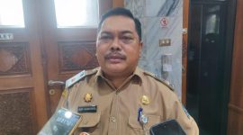 Kepala DPMD Kabupaten Serang, Rudi Suhartanto, memberikan keterangan kepada pers, Dok: (Pung/Totalbanten.com) 
