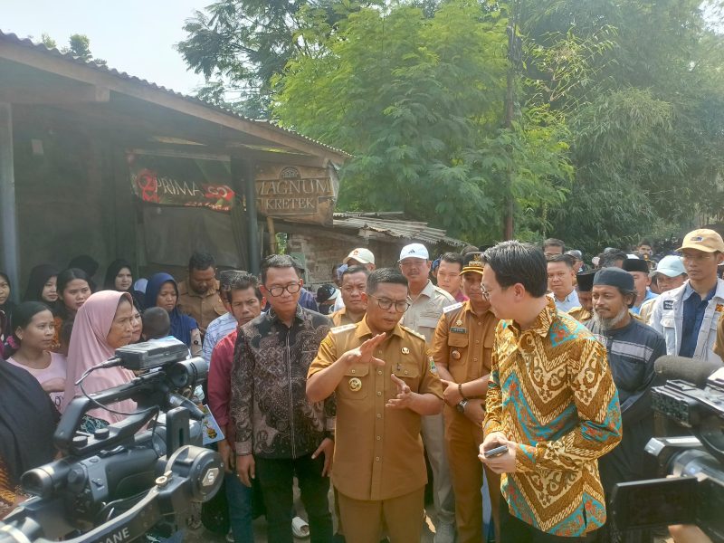 Gunernur Banten meninjau lokasi Pembangunan Jembatan Mekarsari (Jembata piano), Dok (Pung/Totalbanten.com)