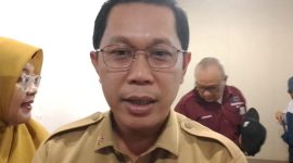 Kepala Bapperida Kabupaten Serang, memberikan keterangan kepada Pers, Dok (Wkn/Totalbanten.com)