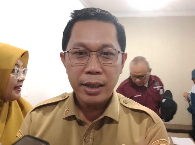 Kepala Bapperida Kabupaten Serang, memberikan keterangan kepada Pers, Dok (Wkn/Totalbanten.com)