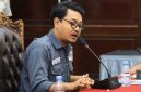 Kordinator Daerah BEM Nusantara (BEM Nus) Banten, M Qolby Yusuf, memberikan kerterang Kepada Pers, Dok: (Totalbanten.com) 