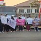 Masyarakat Tanggerang Aksi Unjuk Rasa di Polres Metro Tanggerang Kota, Dok: (Ist/Totalbanten.com)