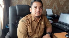 Kepala Bidang Penataan Ruang DPUPR Kota Serang, Sigit Julian, memberikan keterangan Kepada pers, Dok : (Wkm/Totalbanten.com)