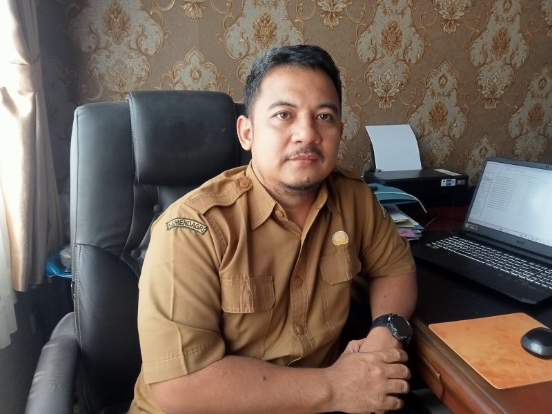Kepala Bidang Penataan Ruang DPUPR Kota Serang, Sigit Julian, memberikan keterangan Kepada pers, Dok : (Wkm/Totalbanten.com)