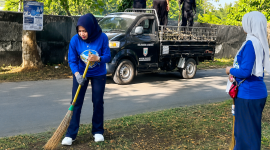 Suasana Aksi Bersih-bersih di lingkunangan area Stadion Badak Pandeglang, Dok (gun/Totalbanten.com)