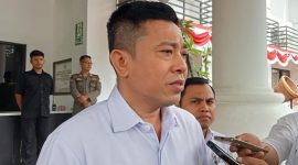Kepala BP3MI Banten, Poco Indrio, memberikan keterangan kepada pers, (wkn/Totalbanten.com)