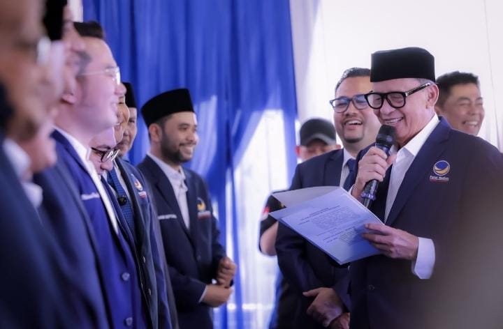 Wahidin Halim Kembali Nakhodai NasDem Banten (totalbanten). 