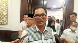 Sekertaris Daerah Kota Serang, Nanang Saefudin, memberikan keterangan kepada pers, Dok : (Wawan/Totalbanten.com)