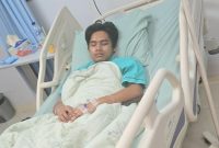 Anak anggota DPRD Banten terbaing lemas di rumah sakit usai dianiaya orang di Kalibata, Jakarta, Dok: (Ist/Totalbanten.com)