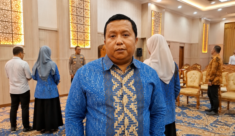 Kepala Ombudsman RI Perwakilan Banten, Fadli Afriadi, memberikan ketarangan kepada pers, Dok (Totalbanten.co)